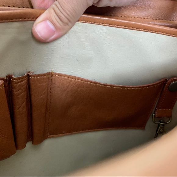 Claire Chase Message bag Leather Tan - Picture 10 of 10